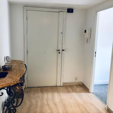 Ella Apartment